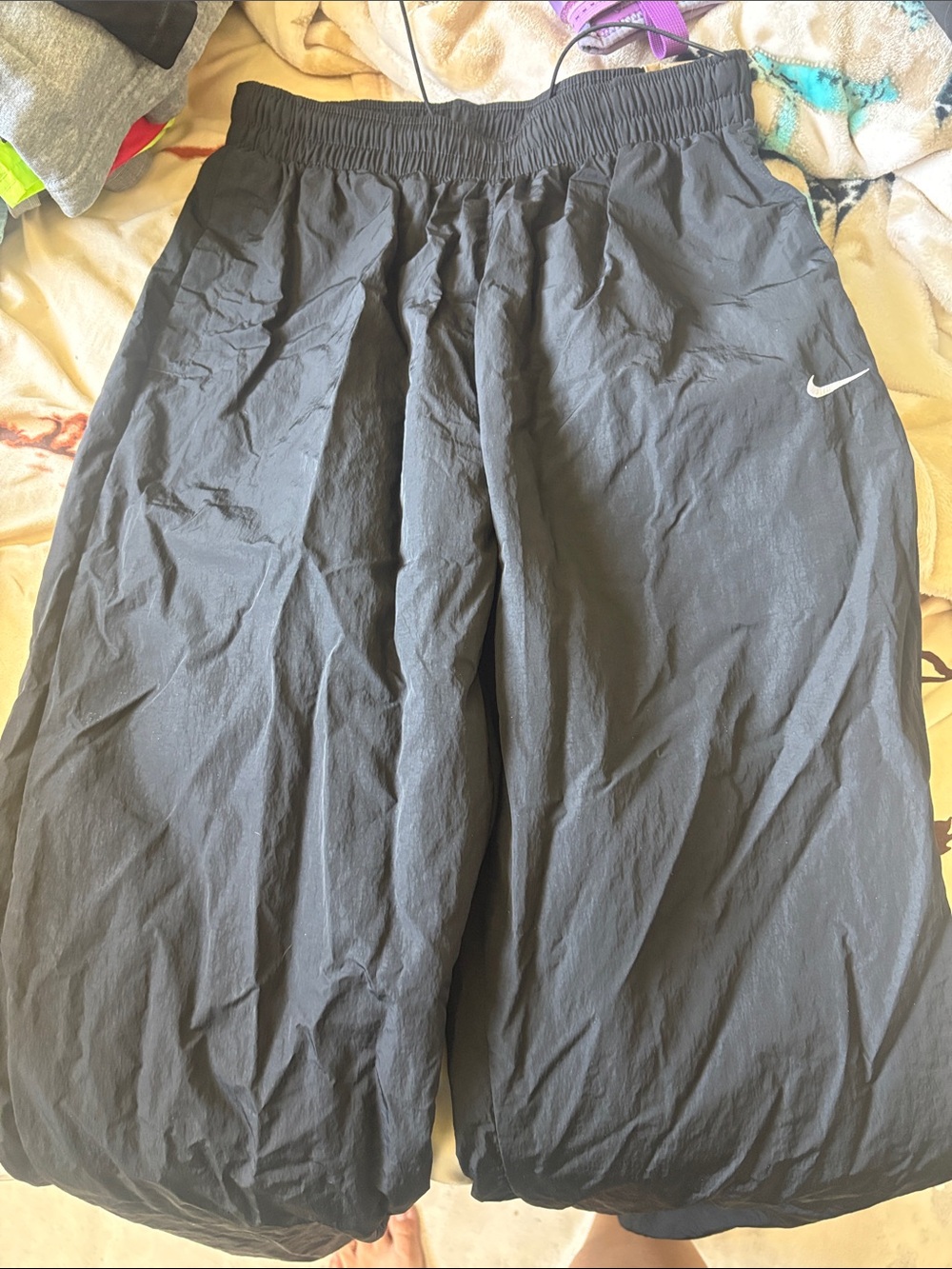 Nike Black Men’s XS Athletic Jogger Pants with White Swoosh